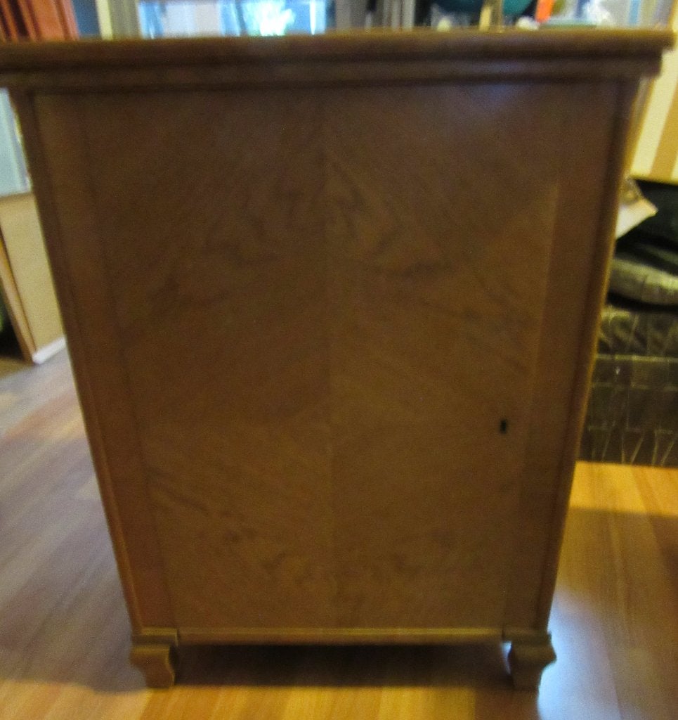 naaimachine met kast, Ophalen