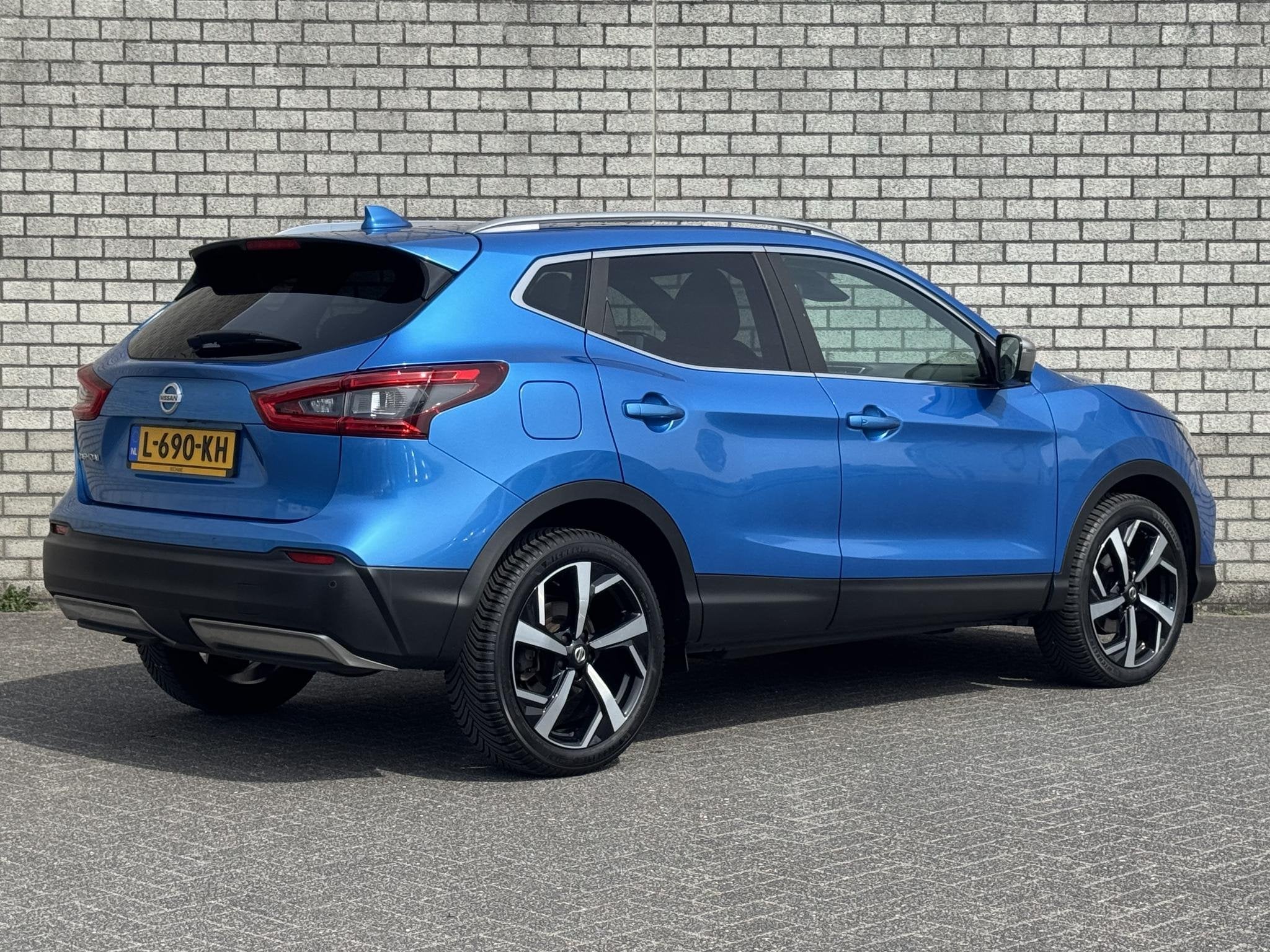 Nissan Qashqai 1.3 DIG-T Tekna + | Panoramadak | Apple CarPl, Auto's, Nissan, 687 kg, Gebruikt, 4 cilinders, Met garantie (alle)