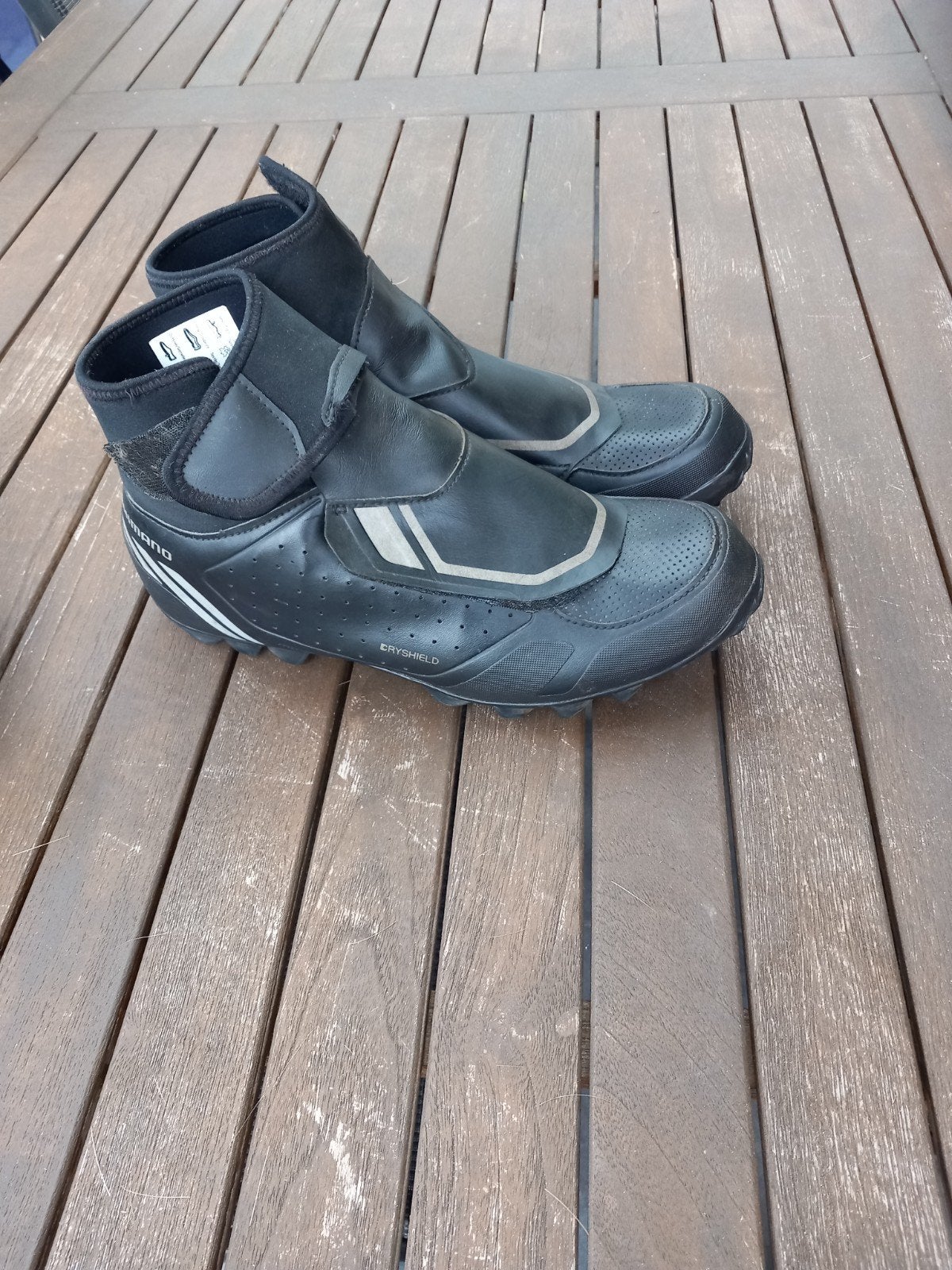 Fietshelm en fietsschoenen (Giro, Bontrager, Shimano), Fietsen en Brommers, Ophalen, Gebruikt, Overige maten, Heer of Dame
