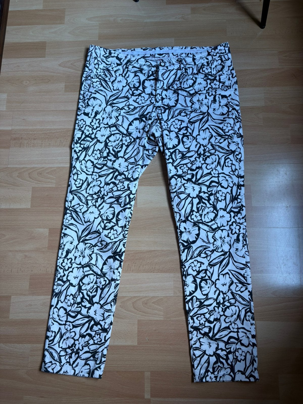 Alberto Golf mooie pantalon mt 44 ZGAN, Kleding | Dames, Meerkleurig, Maat 42/44 (L), Ophalen of Verzenden, Zo goed als nieuw