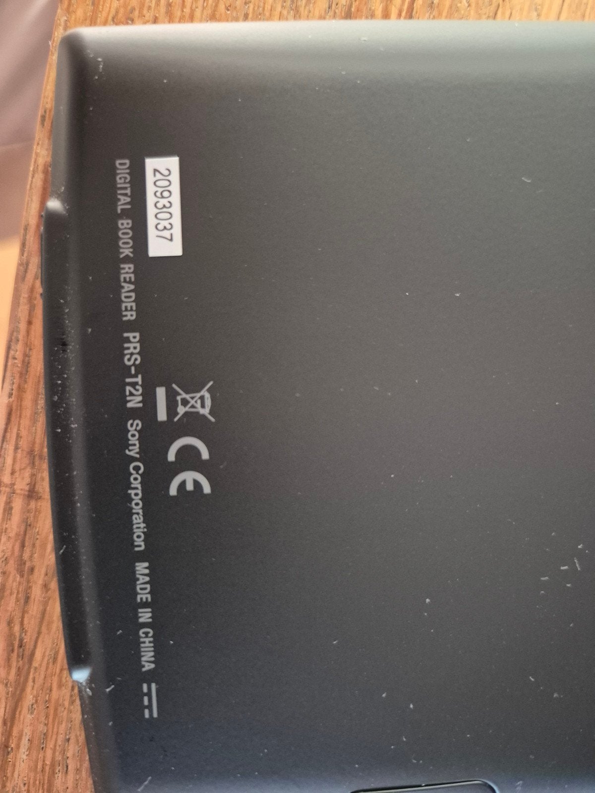 Sony PRS-T2N E-reader met hoes en leeslampje, Ophalen, Gebruikt, 6 inch of minder, Wi-Fi