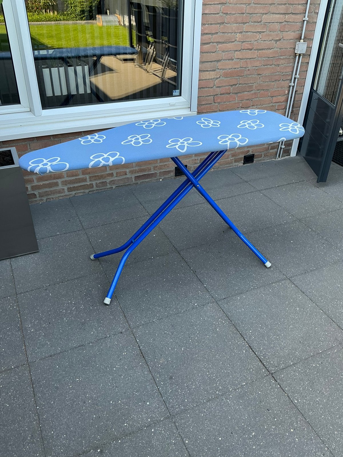 Strijkplank met blauw bloemenpatroon, Witgoed en Apparatuur, Ophalen of Verzenden, Gebruikt