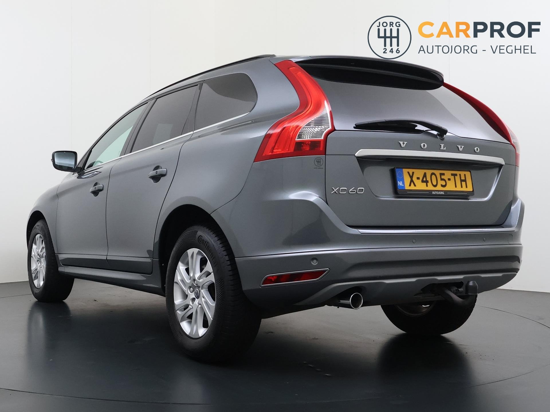 Volvo XC60 2.0 D3 FWD Summum Panoramadak | Trekhaak | Elek a, Voorwielaandrijving, 4 cilinders, Automatische klimaatregeling, Leder