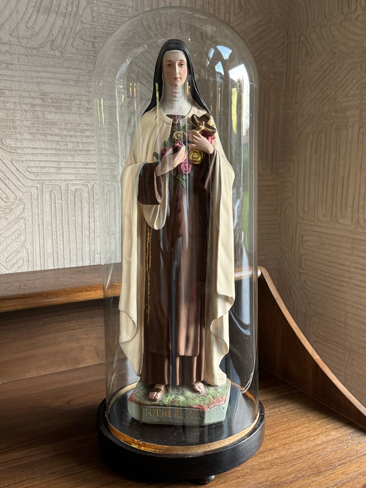 Antieke Maria Theresia in glazen stolp - 52 cm hoog, Ophalen
