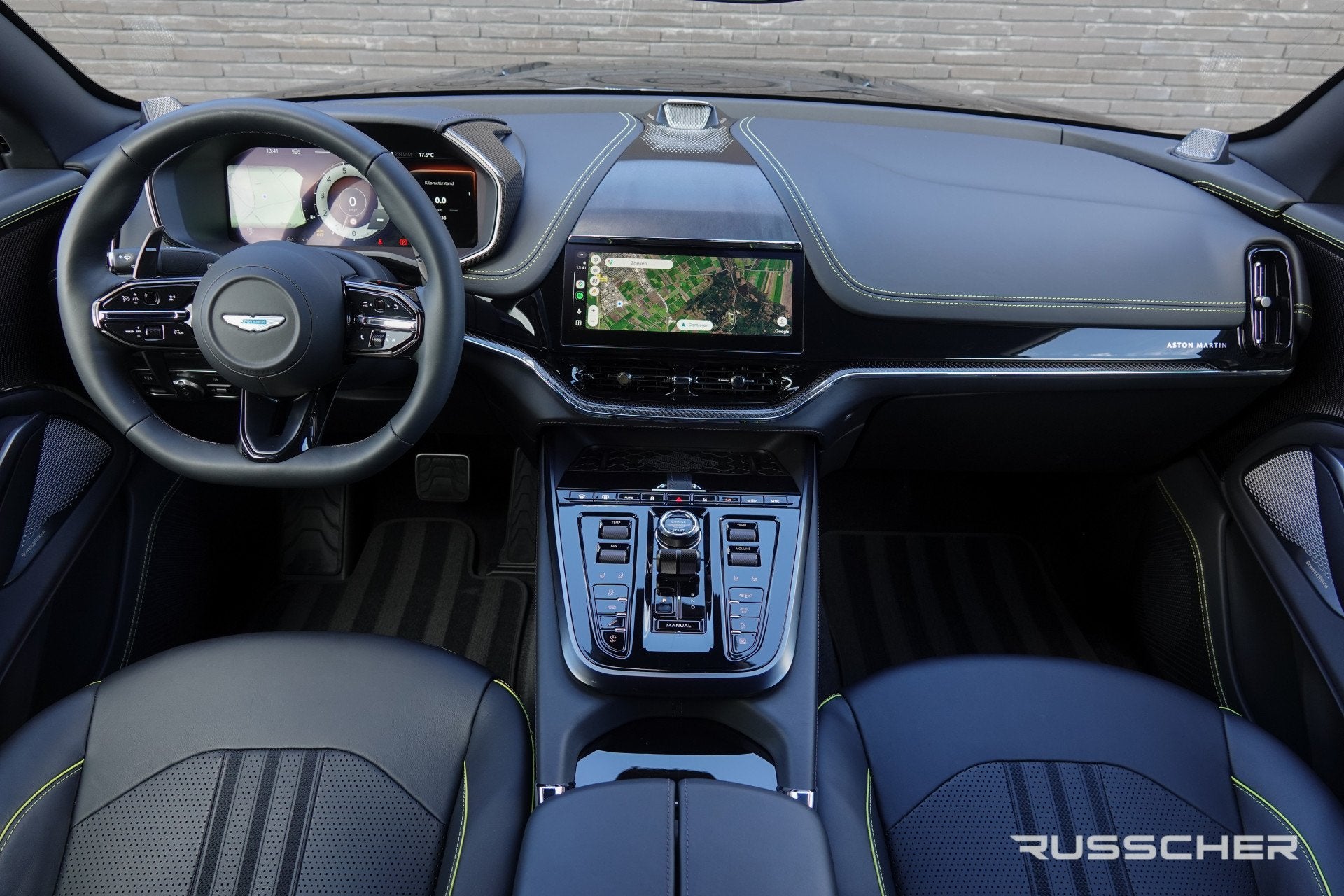 Aston Martin Dbx 4.0 V8 707Pk Aut. | AMR24 | Luchtvering | K, Auto's, Automaat, Gebruikt, 2245 kg, Zwart