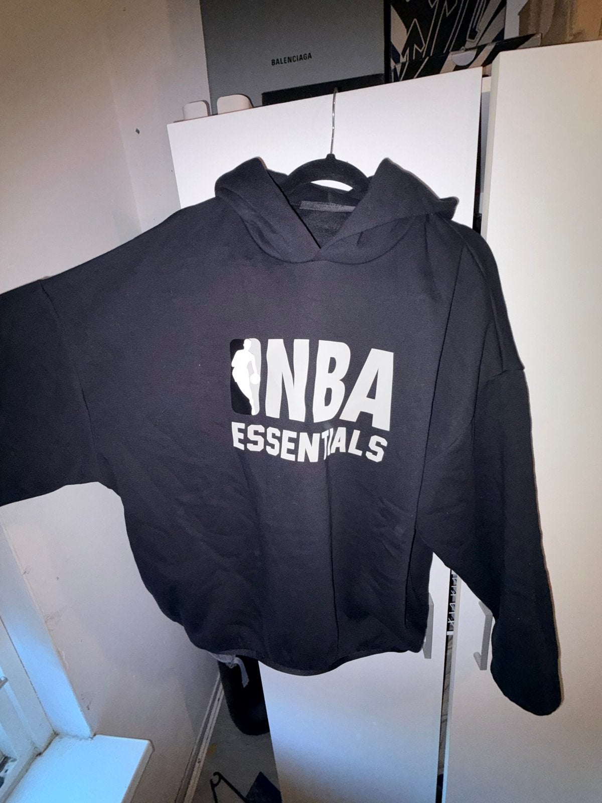 NBA Essentials Hoodie Zwart, Ophalen of Verzenden, Zo goed als nieuw, Overige maten, Zwart