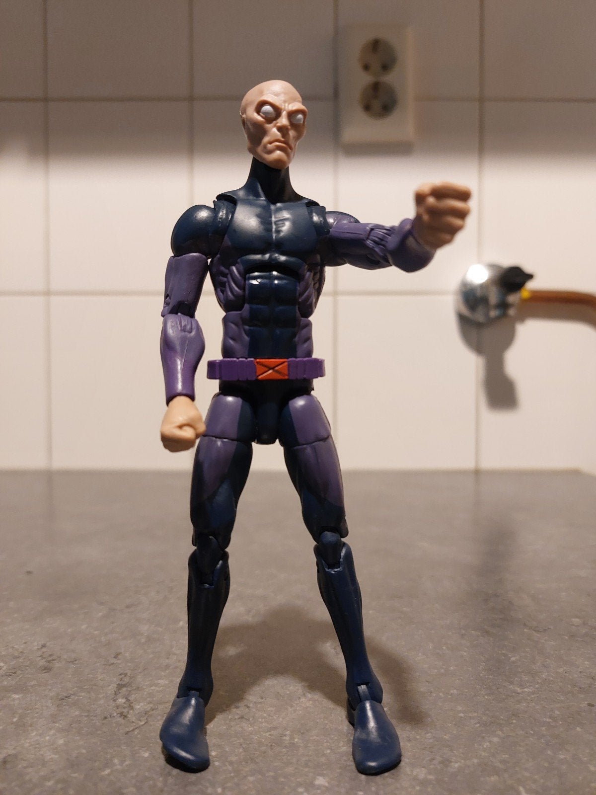 Darwin Actiefiguur, Ophalen of Verzenden, Superheld, Zo goed als nieuw, Beeldje of Figuurtje