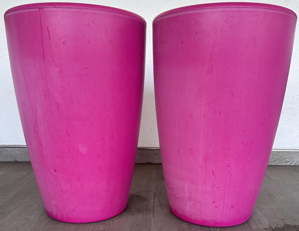 2 GROTE BLOEMPOTTEN - 68 X 45 CM / 80 LITER, Ophalen, Kunststof, 40 cm of meer, Rond