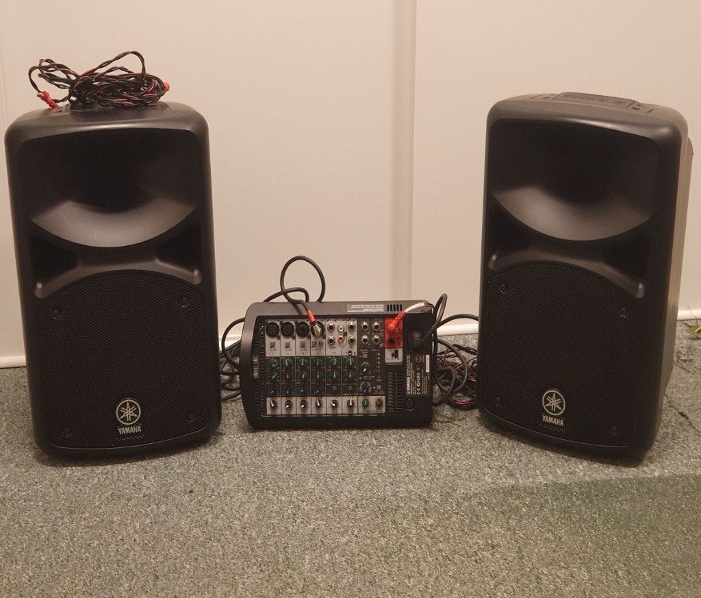 Yamaha Stagepas 400i, Muziek en Instrumenten, Ophalen, Gebruikt, Minder dan 500 watt, P.A.