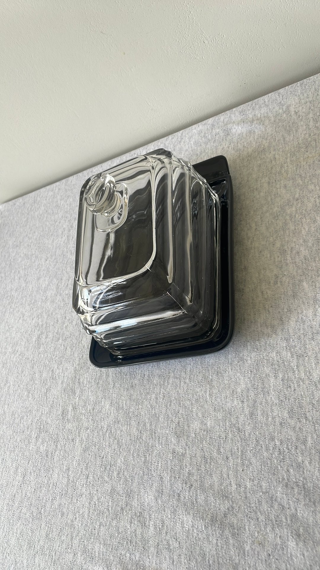 Art Deco kaasstolp, D.R.G.M.met zwarte onderplaat, Ophalen of Verzenden, Zwart, Overige merken, Glas
