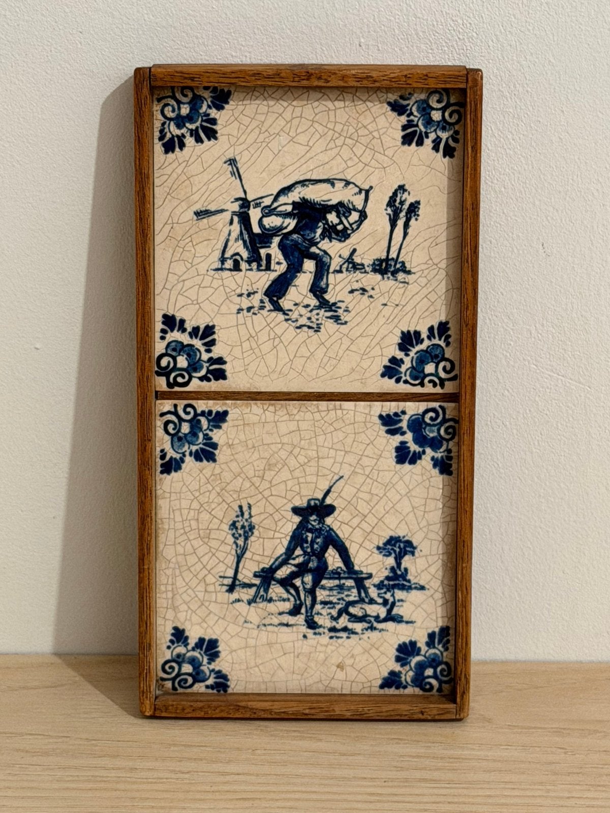Vintage Delfts blauw tegeltableau in eikenhouten lijst, Antiek en Kunst, Ophalen of Verzenden