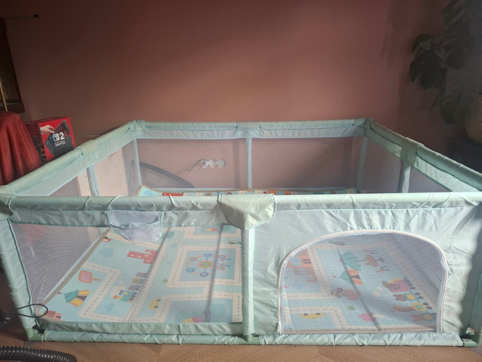 Skye & Scott Box met Speelmat - Zo goed als nieuw, Ophalen of Verzenden, Gebruikt, Rechthoekig, Boxkleed