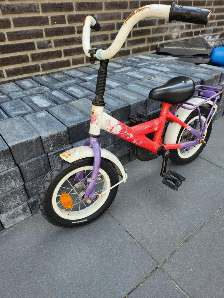 Kinderfiets rood/paars - Gebruikt, Fietsen en Brommers, Fietsen | Kinderfietsjes, Terugtraprem, Gebruikt, Onbekend, Ophalen of Verzenden