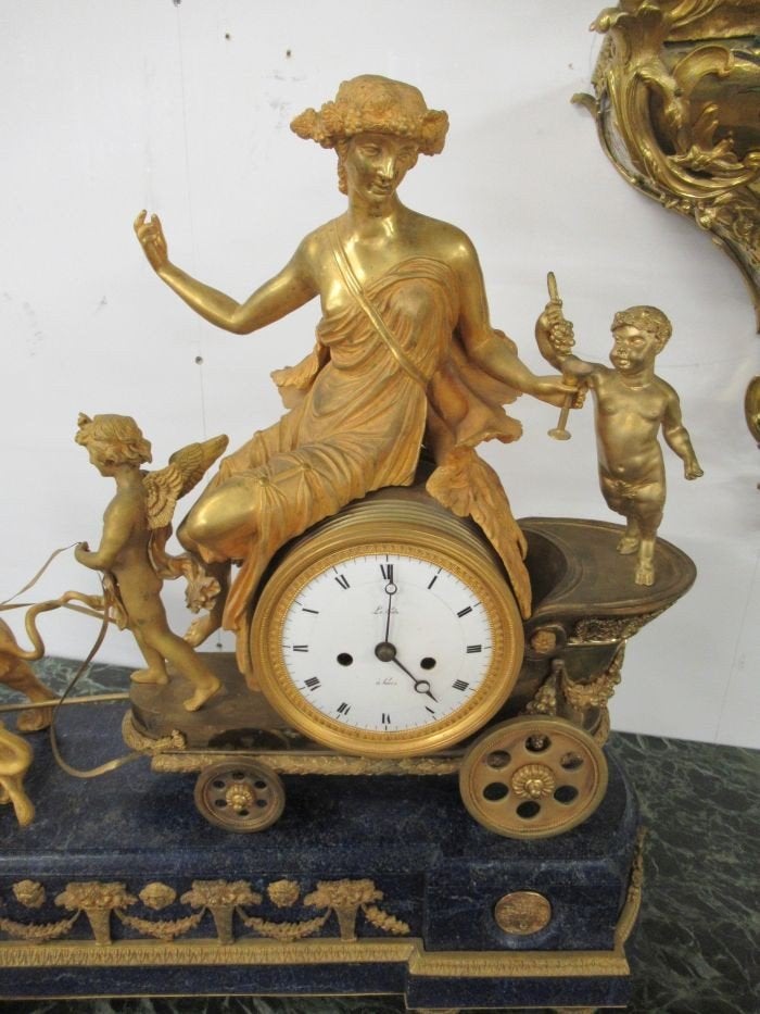 Oer 10451 grote antieke strijdwagen pendule met leeuwen, Antiek en Kunst, Ophalen