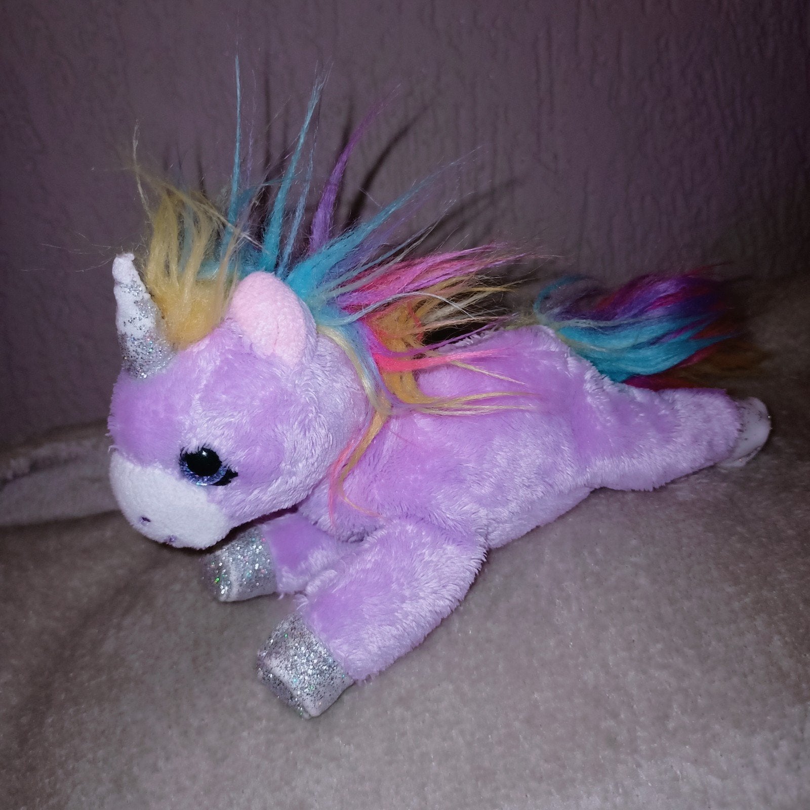 Tlvi and de minimoomis. Lila regenboog glitter eenhoorn., Paars, Gebruikt, Wasbaar, Ophalen of Verzenden