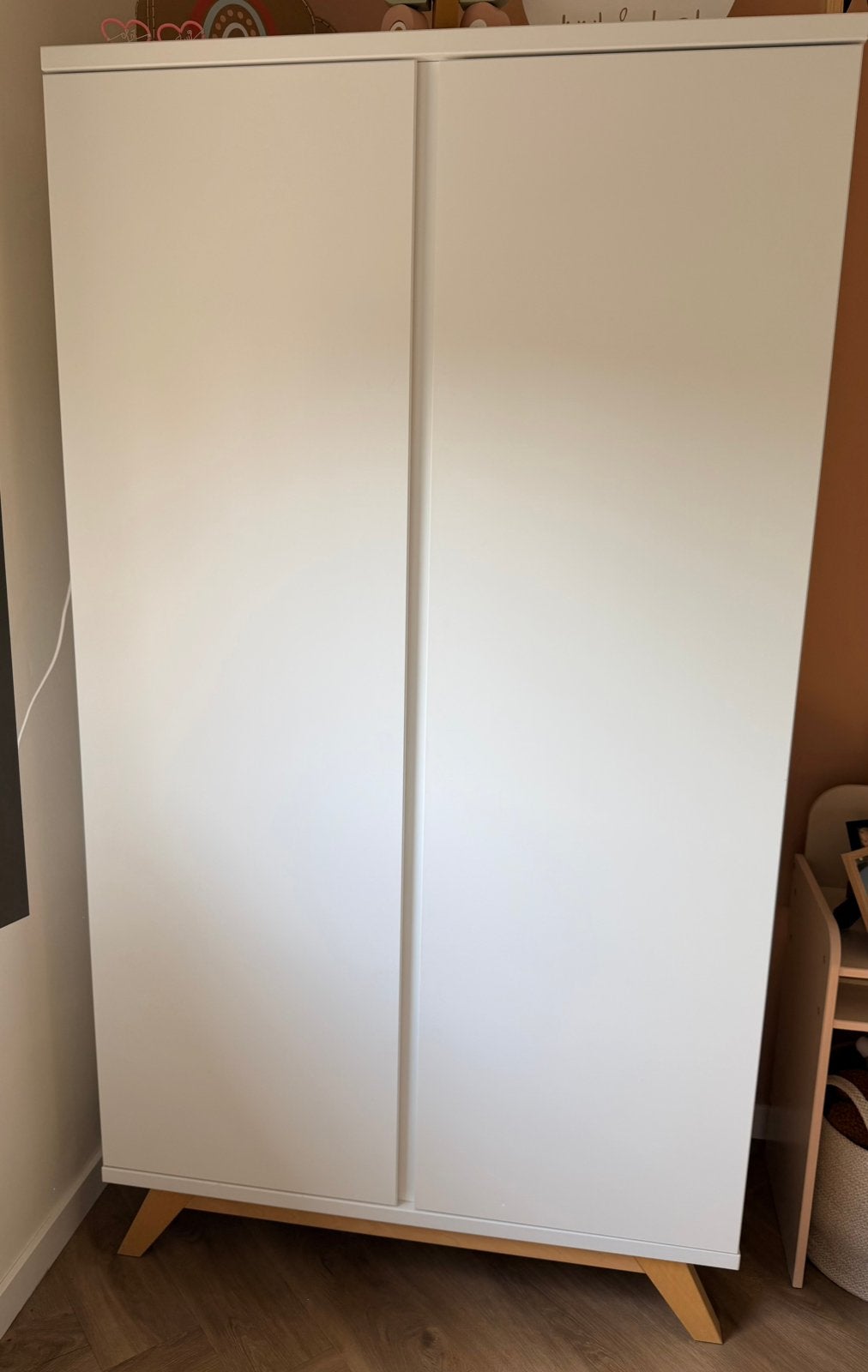 Kledingkast Bopita Lynn, Ophalen, Kast, 50 tot 70 cm, 105 cm of meer