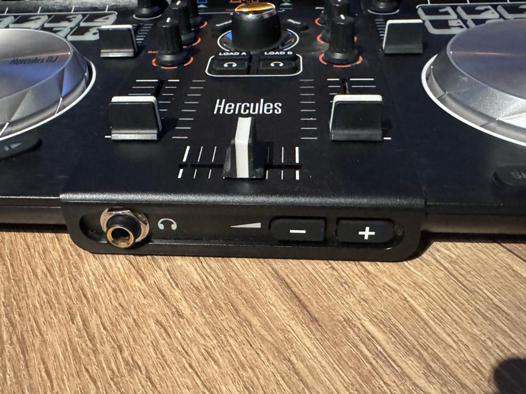 Hercules Universal DJ Set met kabels, Muziek en Instrumenten, Dj-sets en Draaitafels, Ophalen of Verzenden, Gebruikt, Dj-set, Overige merken