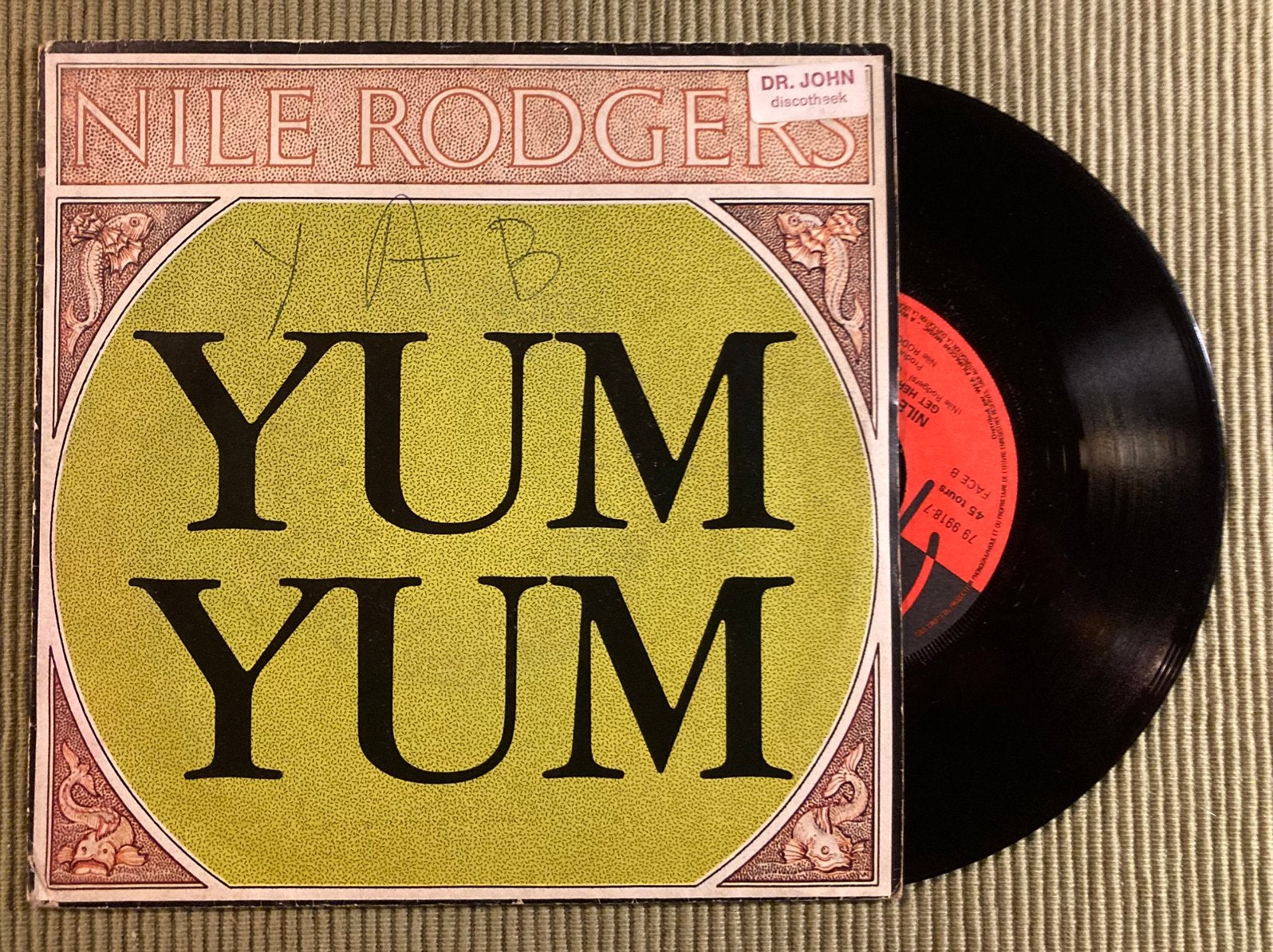 Vinyl single Nile Rodgers - Yum Yum, Gebruikt, 7 inch, Ophalen of Verzenden, Dance en House