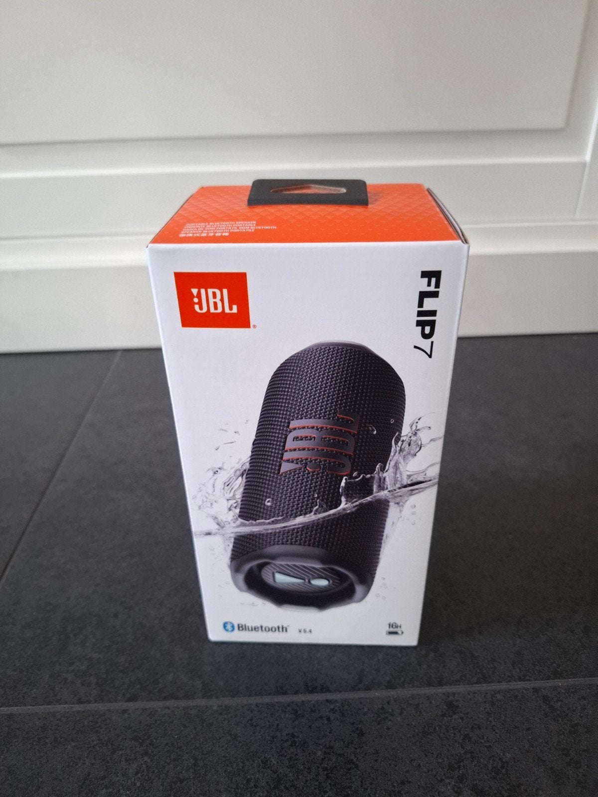 Foto 2 van JBL Flip 7 Zwart - Nieuw en Geseald