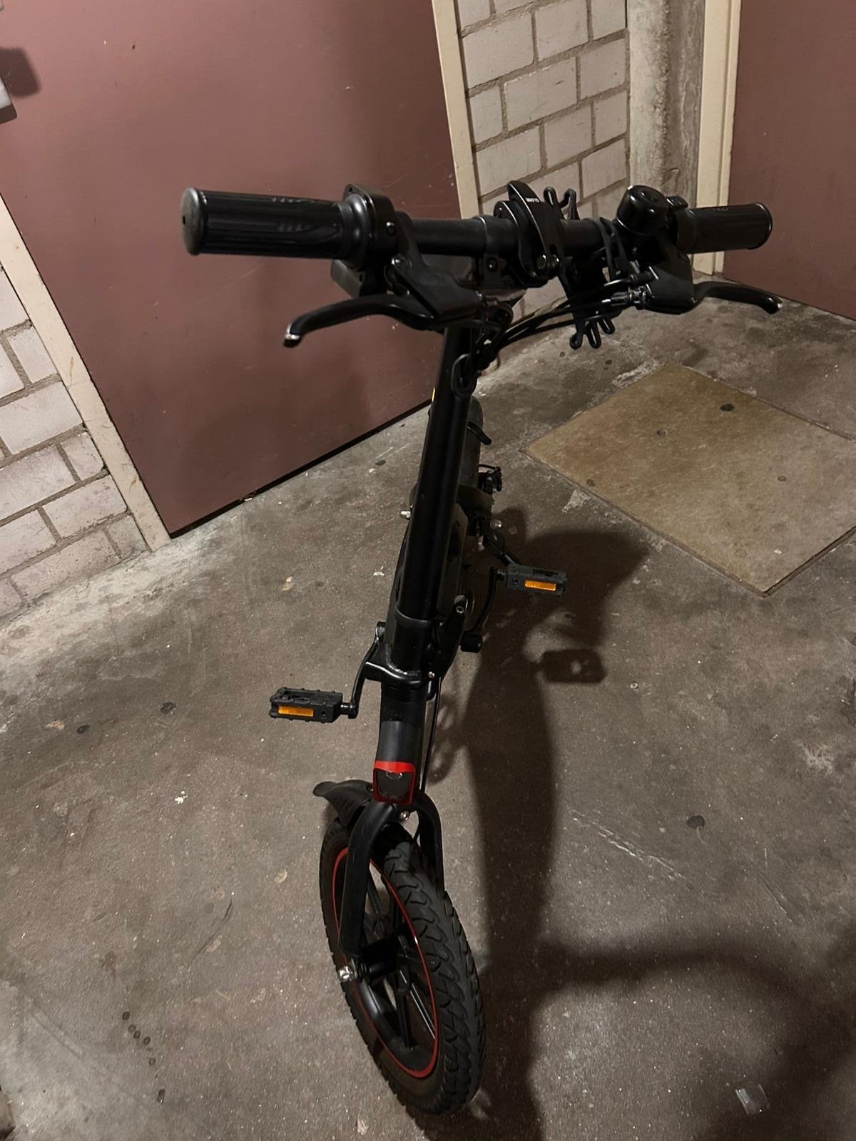 DYU D3F elektrische vouwfiets - remmen defect, Overige merken, Ophalen of Verzenden, Zo goed als nieuw, 51 tot 55 cm