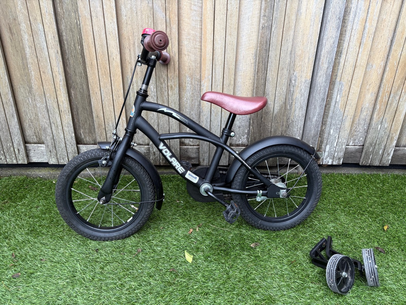 Volare Black Cruiser Kinderfiets 12 inch - Zo goed als nieuw, Ophalen, Terugtraprem, Zijwieltjes, Minder dan 16 inch