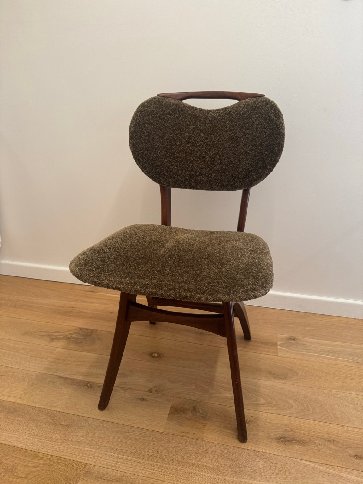 4 Vintage stoelen met organische vormen, Ophalen
