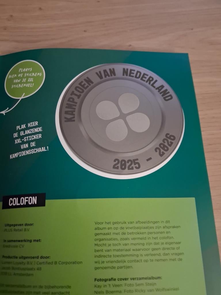 Plus Voetbalplaatjes Verzamelalbum 2025-2026 + XXL stickers, Ophalen of Verzenden, Nieuw, PLUS Retail B.V., Overige sporten