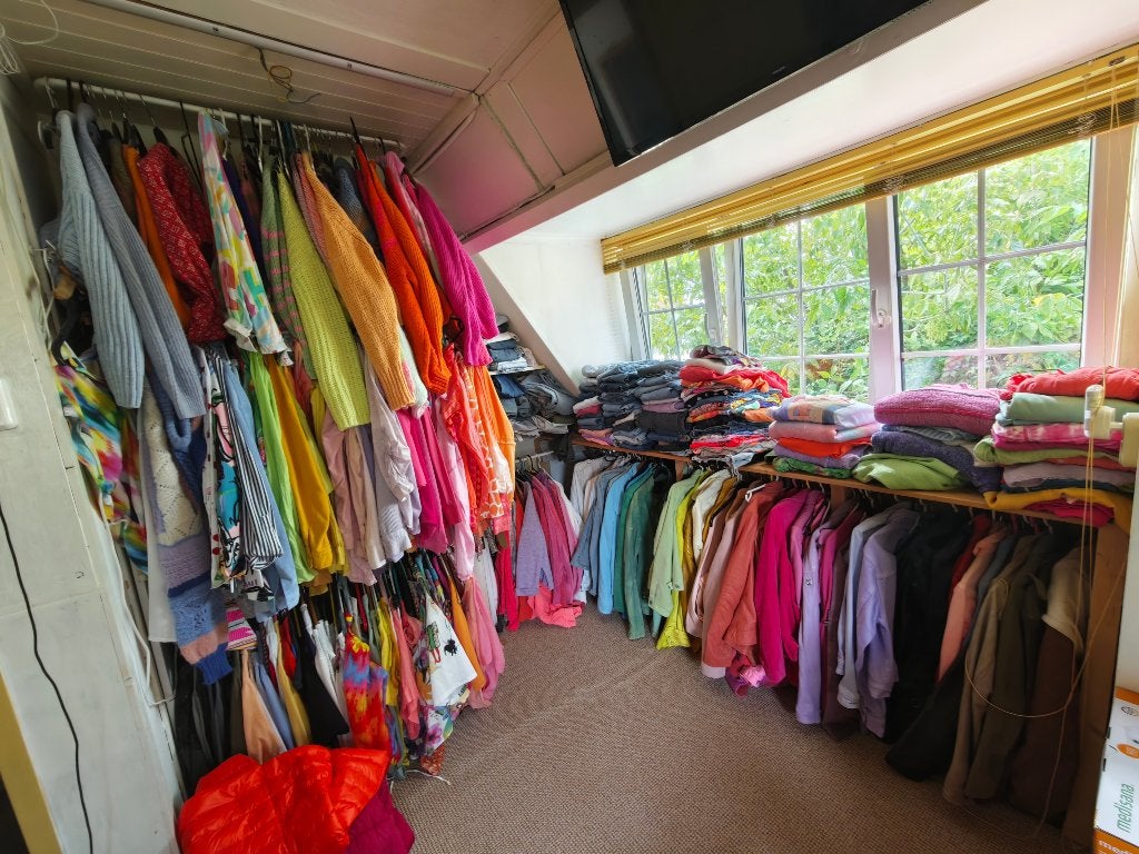 Partij handel dames kleding blouses, broeken etc wholesale, Ophalen, Zo goed als nieuw, Maat 38/40 (M)