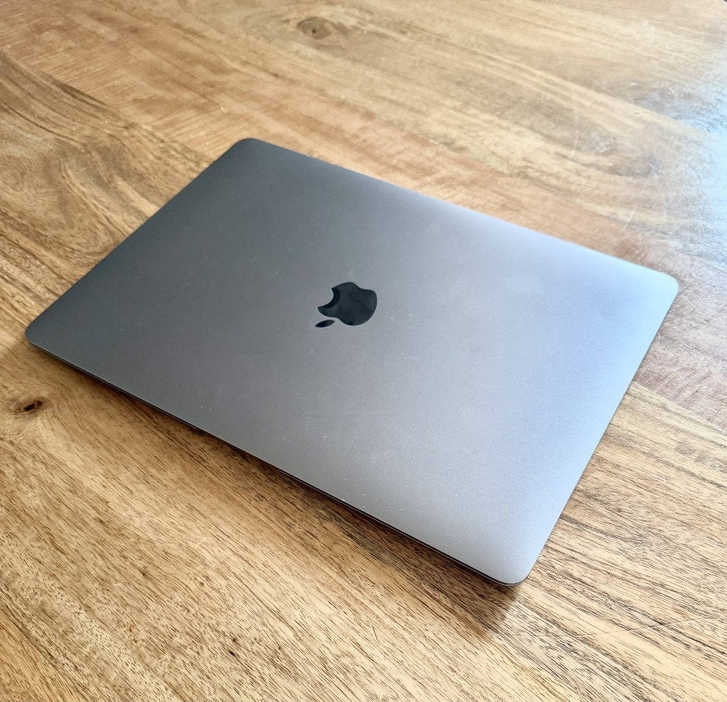 MacBook Air 13" 2020 | i3 | 8GB RAM | 256GB SSD | Space Gray, Computers en Software, Ophalen, Gebruikt, 256 GB, Qwerty
