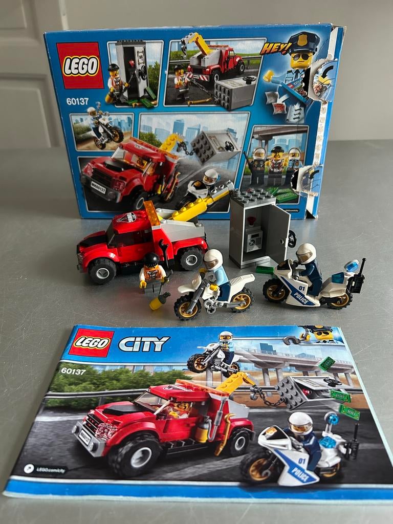 Lego City 60137 Politie sleeptruck probleem met doos en boek, Ophalen of Verzenden, Gebruikt, Complete set, Lego
