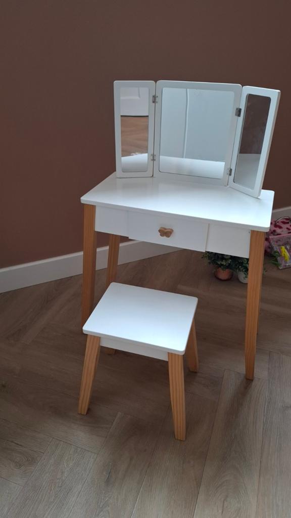 Kinder kaptafel met krukje en drievoudige spiegel, Ophalen, Modern, Speels, 50 tot 100 cm, Zo goed als nieuw