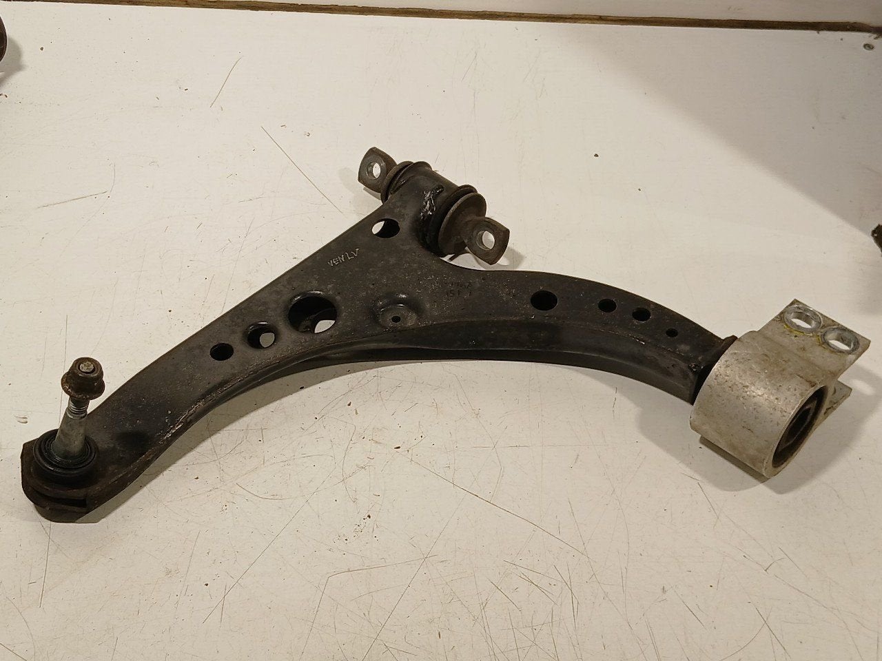 Draagarm links voor Opel Astra, Onderdelen@venauto.nl, Van der Ven Autorecycling B.V., Gebruikt, Ettenseweg 76, 4706 PB Roosendaal, The Netherlands