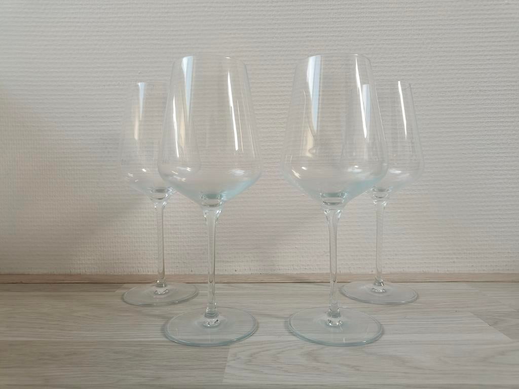 Ah vivo ( villeroy en boch) rode wijn glazen. Per 4 verkocht, Verzamelen, Ophalen of Verzenden, Zo goed als nieuw, Overige typen