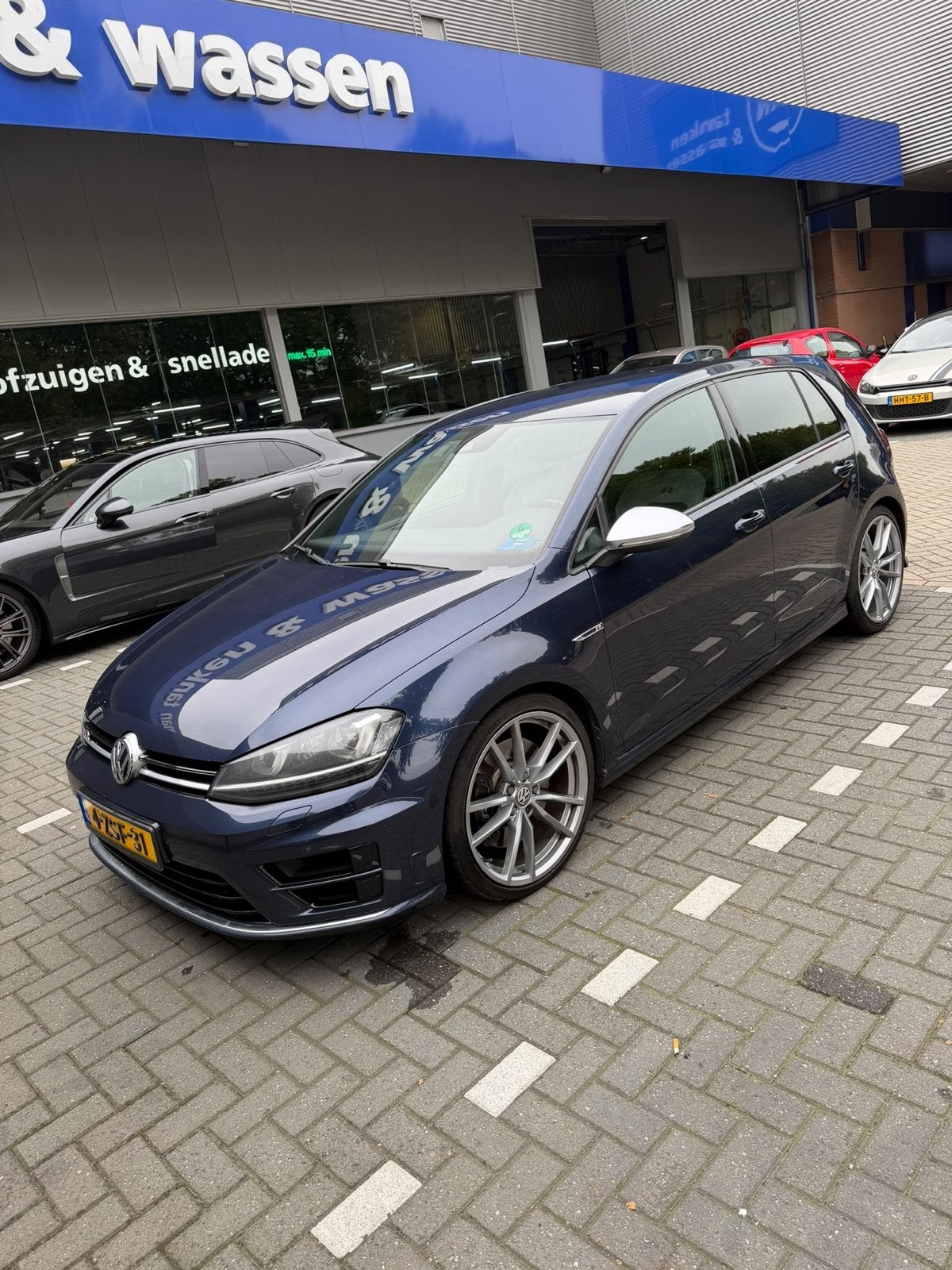 Volkswagen Golf 7 R 2.0 TSI 4Motion 385PK | Digital Dash, 4 cilinders, 1984 cc, Blauw, 14 km/l
