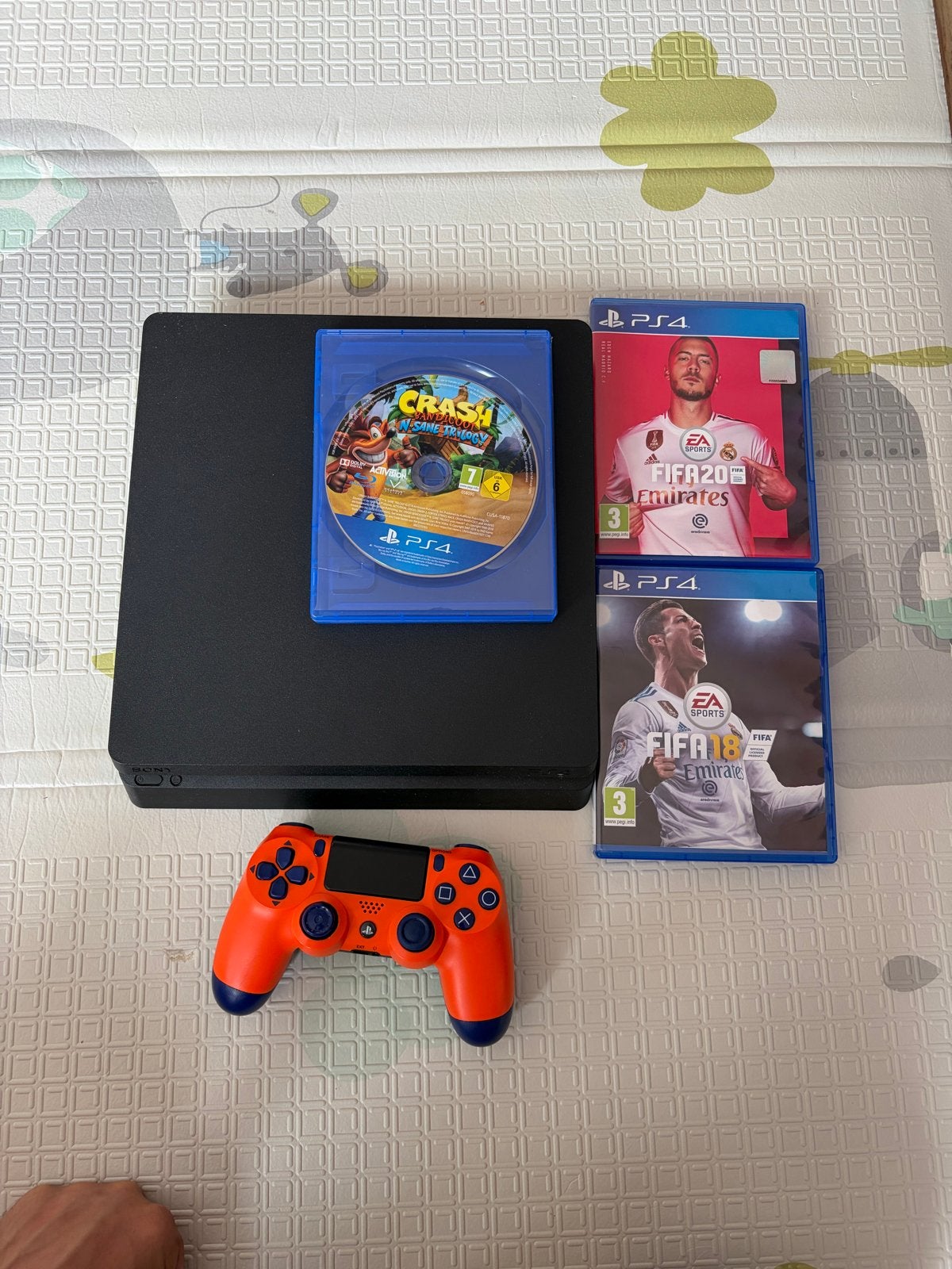 PS4 Slim met 1 controller en 3 games, Spelcomputers en Games, Spelcomputers | Sony PlayStation 4, Ophalen of Verzenden, Met 1 controller