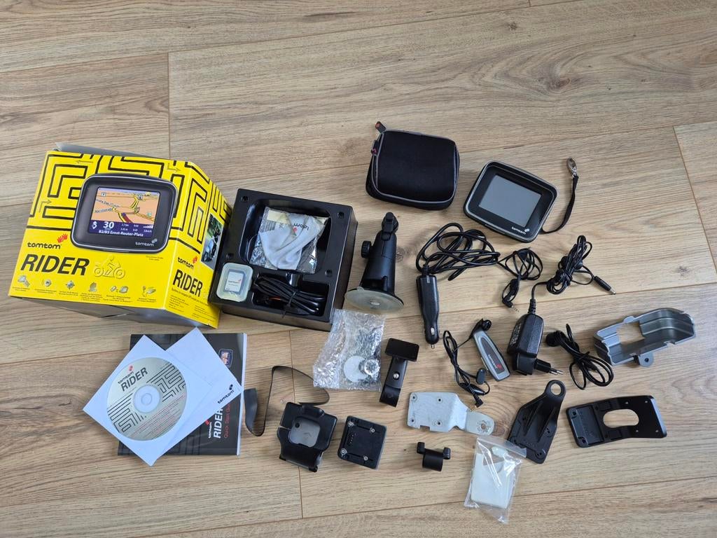 TomTom Rider met Europa kaart en veel accessoires, Ophalen of Verzenden