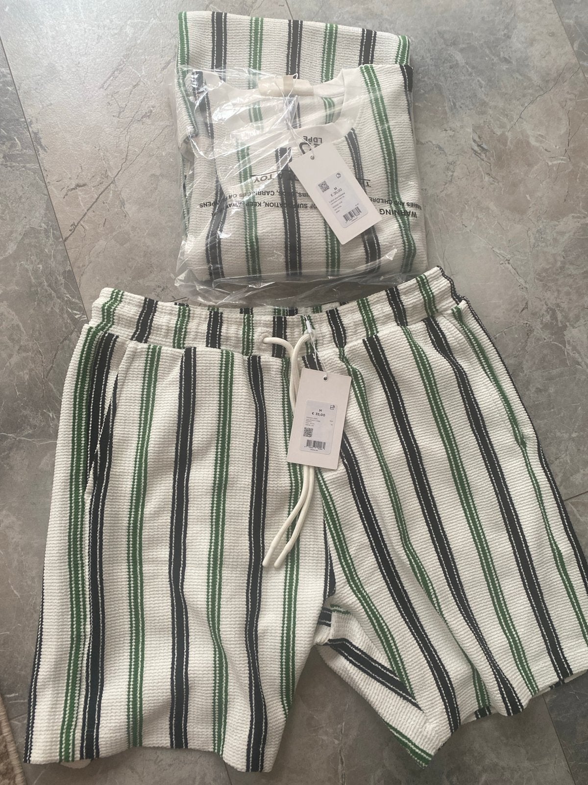 Lost Minds gestreepte set (T-shirt en korte broek), Kleding | Heren, Ophalen of Verzenden, Nieuw, Maat 48/50 (M), Meerkleurig