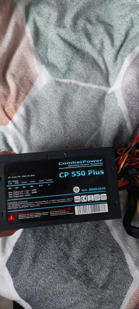 CombatPower 550W voeding (PSU), Ophalen of Verzenden