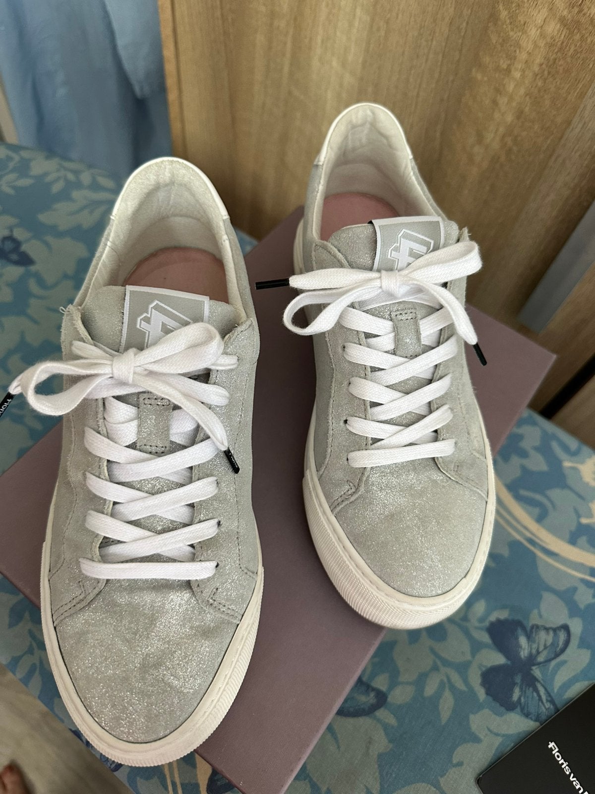Floris van Bommel 38, Overige kleuren, Ophalen of Verzenden, Sneakers of Gympen, Gedragen