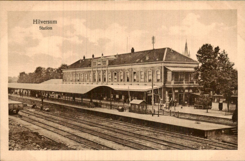 Hilversum - Station - Perron, Ophalen of Verzenden, Voor 1920, Ongelopen, Noord-Holland