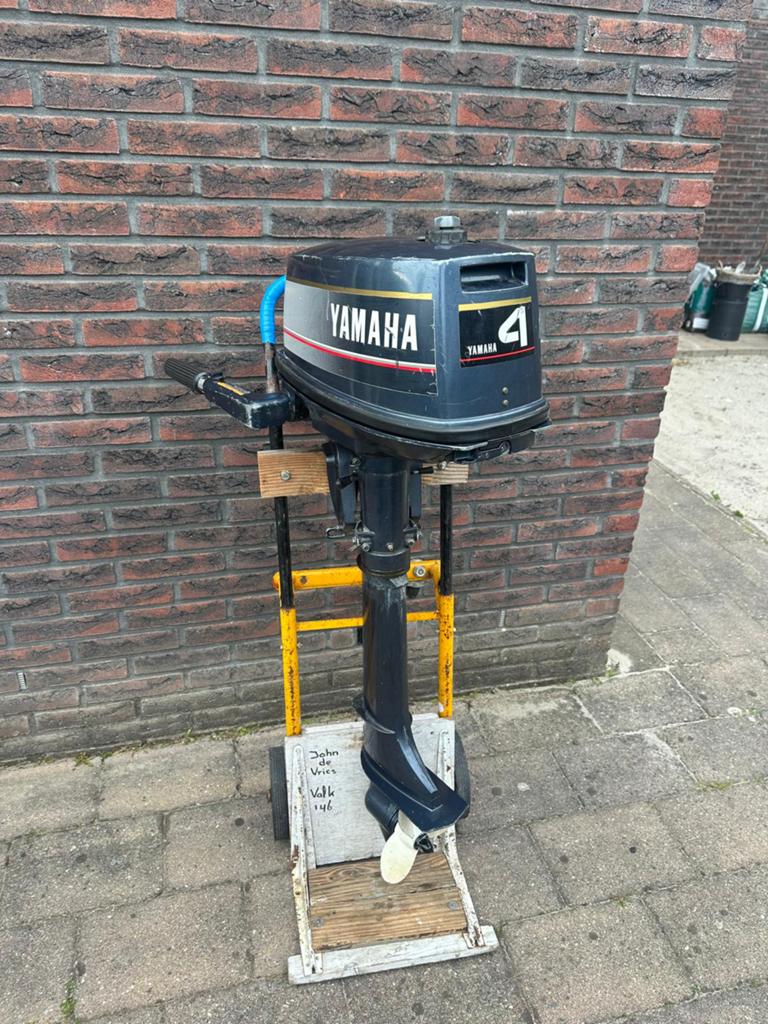 Yamaha 4pk buitenboordmotor, Watersport en Boten, Ophalen, Zo goed als nieuw, Motor en Techniek, Zeilboot of Motorboot