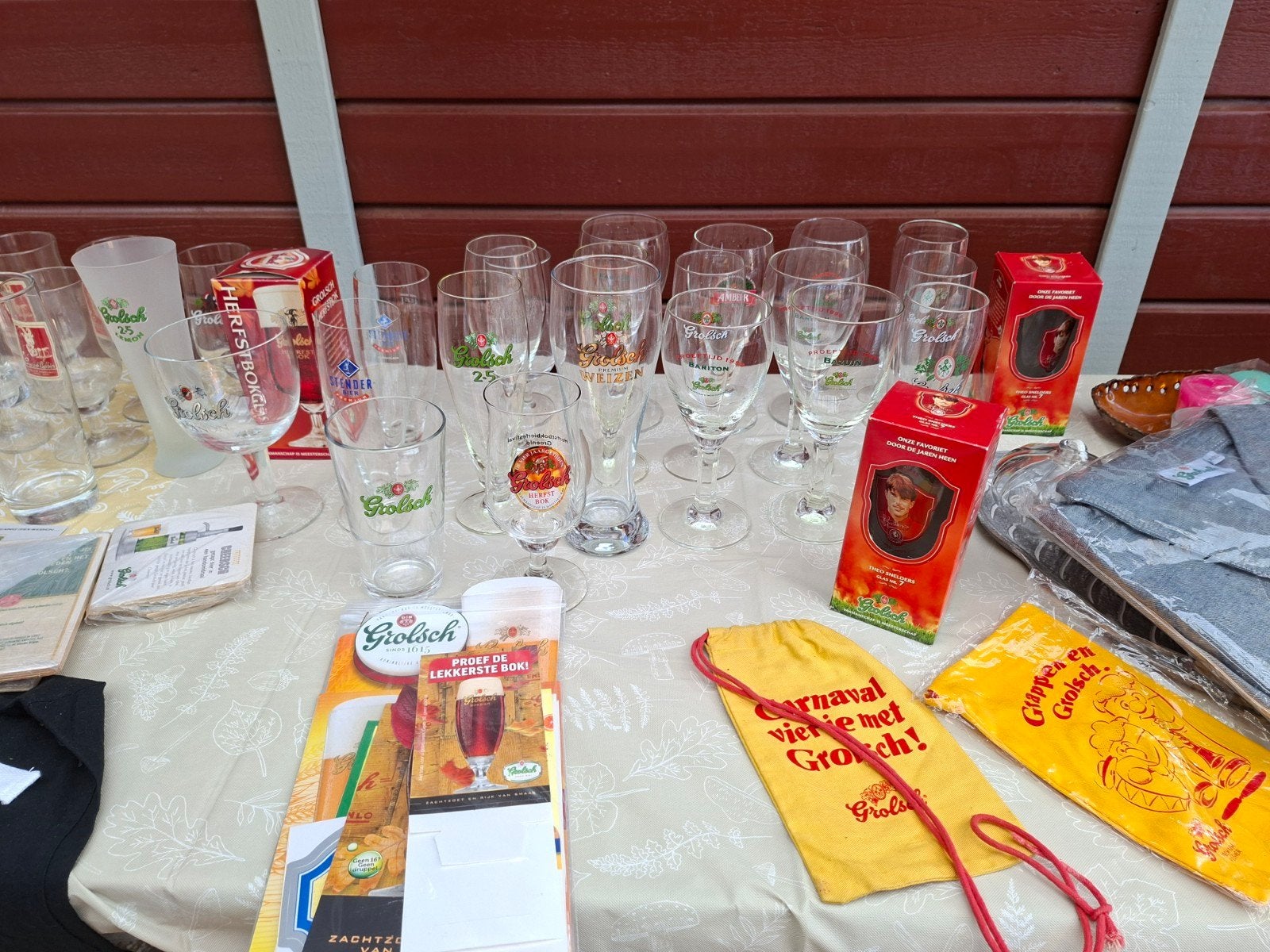 Grote collectie Grolsch bierglazen en merchandise, Ophalen, Nieuw, Glas of Glazen, Grolsch