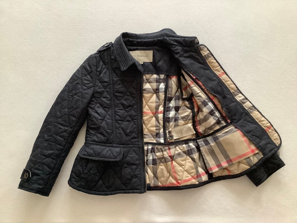 Mooi jasje van het merk Burberry, maat 6/114., Meisje, Ophalen of Verzenden, Zo goed als nieuw, Burberry