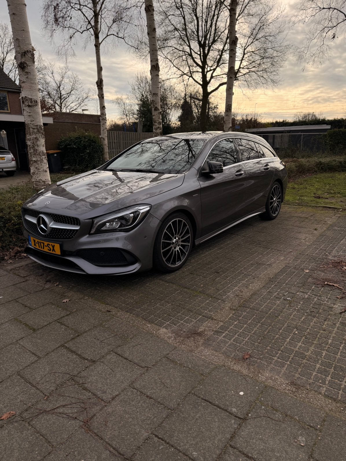 Mercedes-Benz CLA 1.6 Cla200 115KW Sh.br 7G-DCT 2018 Grijs, Auto's, CLA, 730 kg, Zwart, 1595 cc