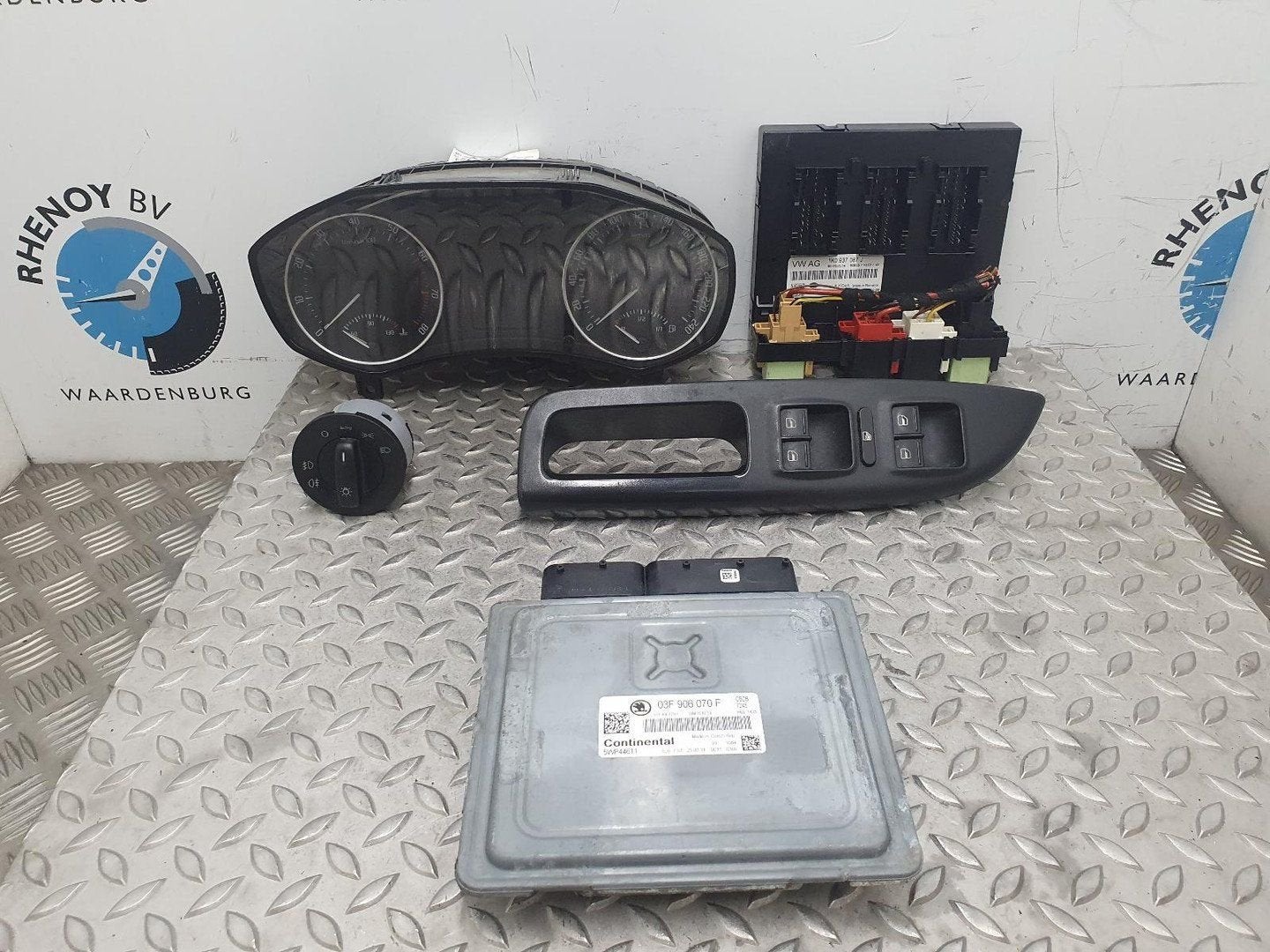 SKODA OCTAVIA 1.2 TSI Elegance  COMPUTER ECU 2011, Ophalen of Verzenden, Gebruikt, Stiba lid