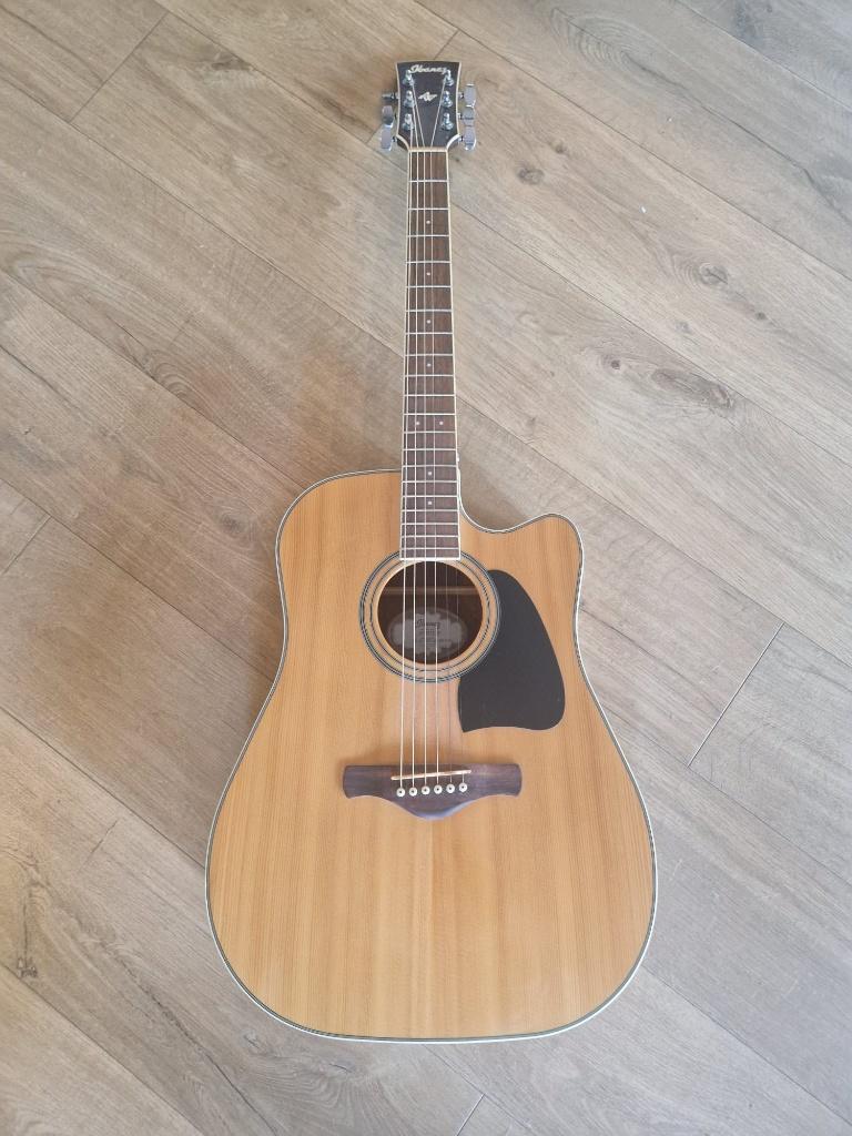 Gitaar (zo goed als nieuw) - Ibanez AW70ECE-NT, Muziek en Instrumenten, Snaarinstrumenten | Gitaren | Akoestisch, Ophalen, Zo goed als nieuw