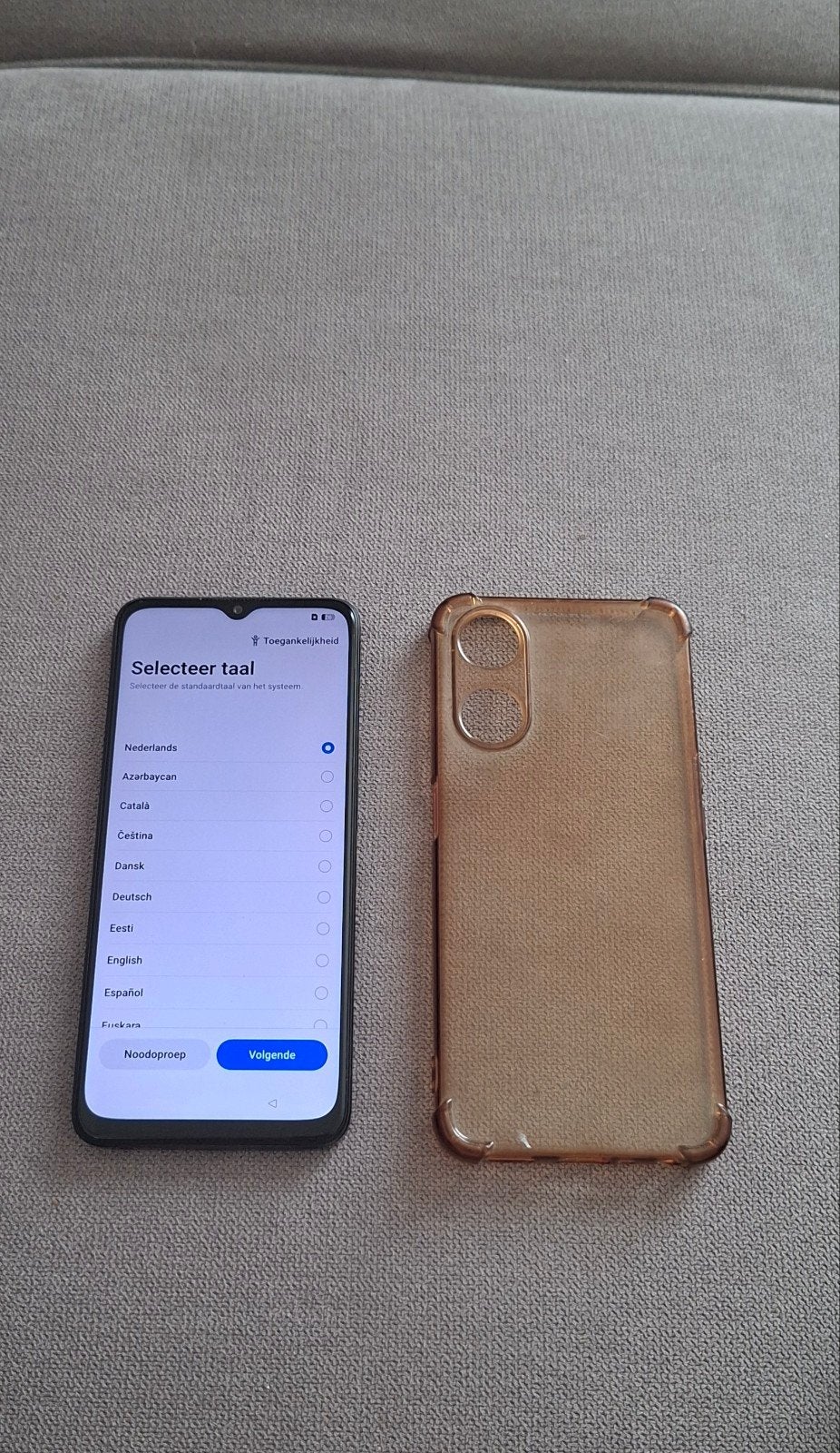 Oppo A18 Zwart, Ophalen of Verzenden, Zo goed als nieuw, Klassiek of Candybar, Zonder simlock