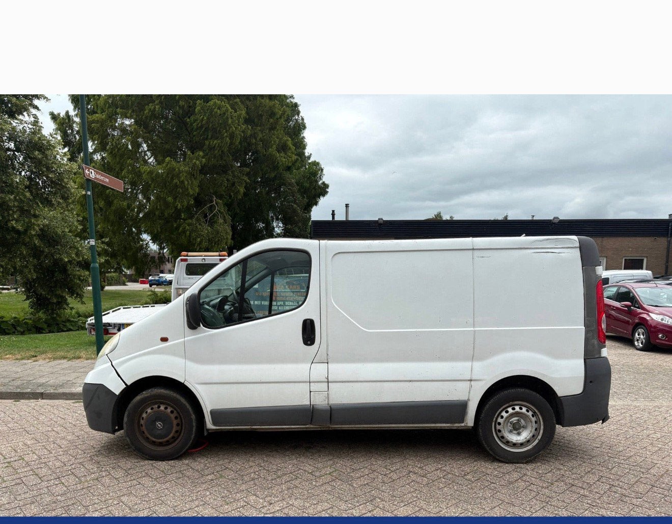 Opel Vivaro 2.0 D 66KW BV 2013, Stof, 1995 cc, 4 cilinders, Wit
