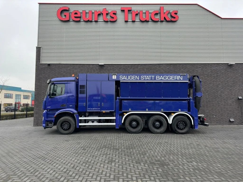 Mercedes-Benz Arocs 3251 8X4 RSP ESE 6 RD 8000 SAUGBAGGER/SU, Auto's, Automaat, Euro 6, Blauw, Mercedes-Benz
