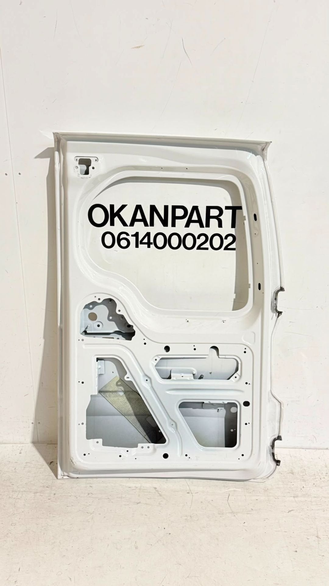 Volkswagen Caddy V 2K7 rechter achterdeur rechts, Auto-onderdelen, Gebruikt, Volkswagen AG, Achter, Berliner Ring 2
38440  Wolfsburg, DE